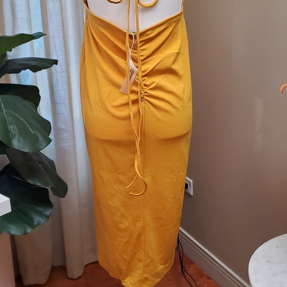 NWT Yellow halter dress size XL - Picture 2 of 9